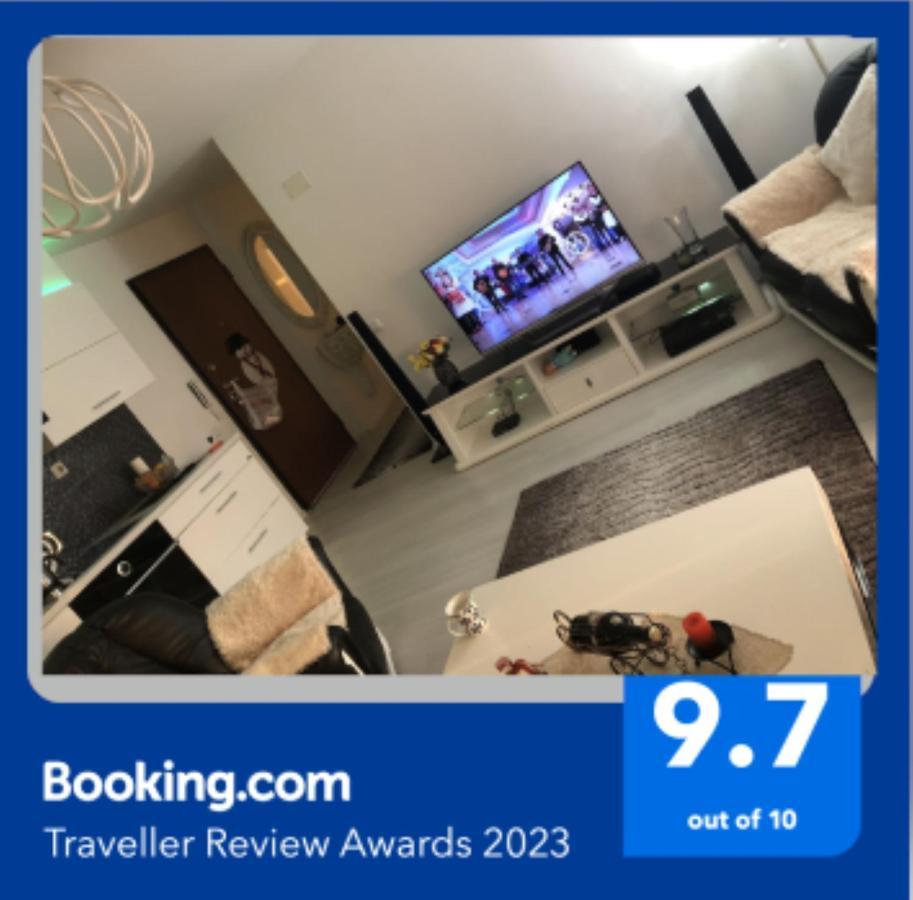 Lovely 2 Bedroom Condo In Gjilan. Ngoại thất bức ảnh